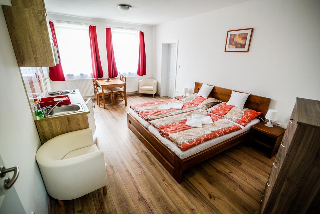 Český Krumlov Dueta Apartment מראה חיצוני תמונה